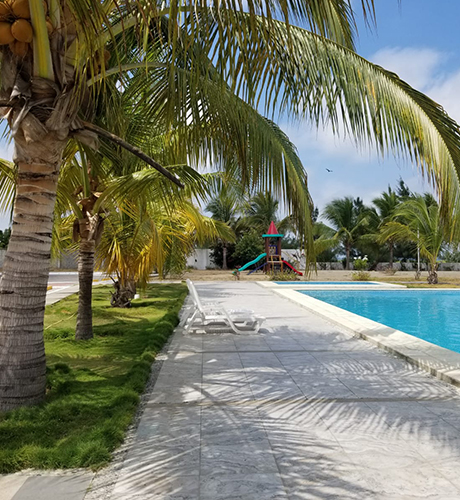 Playas Village, casa y departamentos en venta con vista al mar. Playas Ecuador