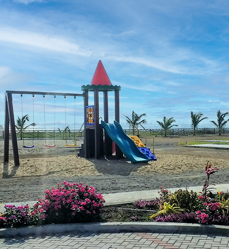 Playas Village, casa y departamentos en venta con vista al mar. Playas Ecuador